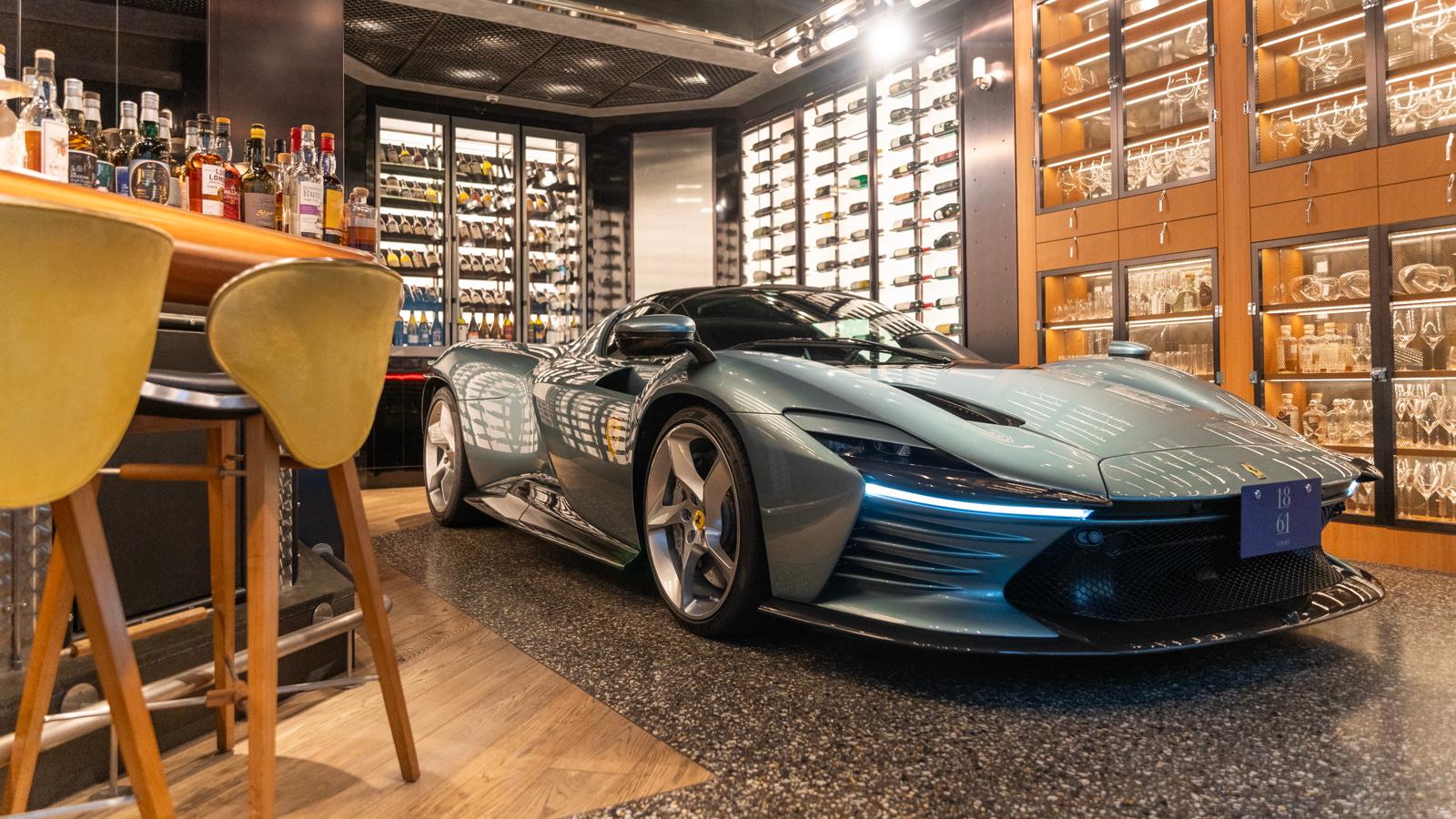 <p class="editor-paragraph" dir="ltr"><span style="font-size: 1em; background-color: rgb(255, 255, 255); white-space: pre-wrap;">現在「</span><a href="https://www.cornesmotors.com/special/1861" target="_blank" rel="noopener noreferrer" class="editor-link"><u><span class="editor-text-underline" style="font-size: 1em; background-color: rgb(255, 255, 255); white-space: pre-wrap;">1861</span></u></a><span style="font-size: 1em; background-color: rgb(255, 255, 255); white-space: pre-wrap;">」に展示中の車両をご紹介いたします。</span></p>